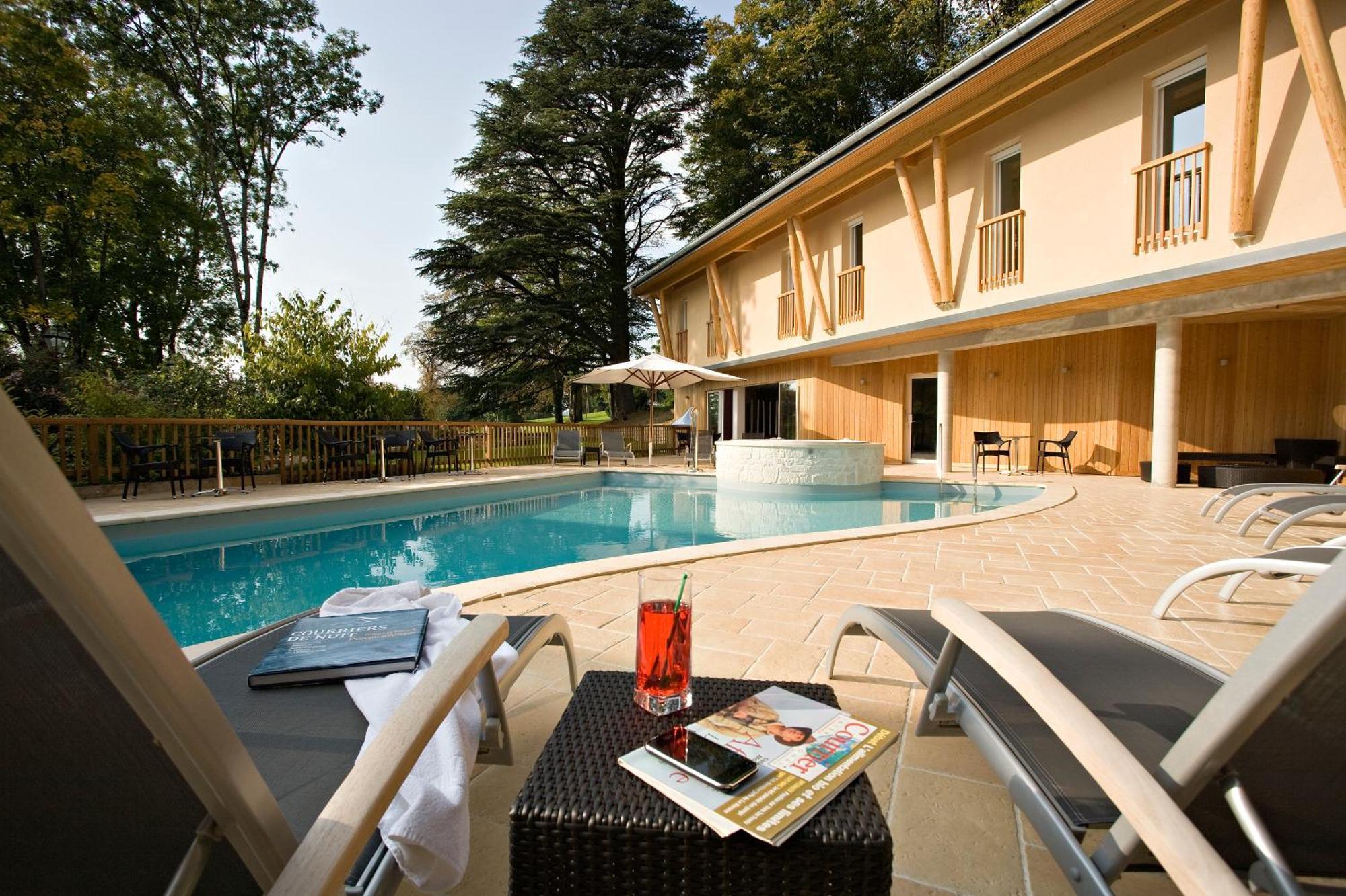 Logis Hotel Parenthese, Restaurant & Spa Chille Exteriér fotografie
