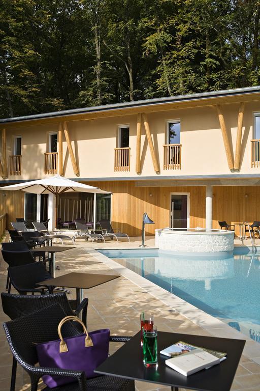 Logis Hotel Parenthese, Restaurant & Spa Chille Exteriér fotografie
