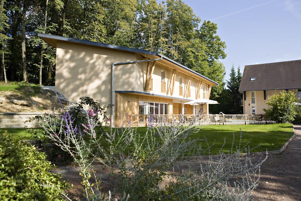Logis Hotel Parenthese, Restaurant & Spa Chille Exteriér fotografie